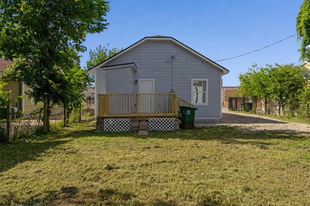 7928 Elvera Street, Houston, TX 77012