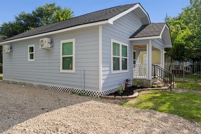 7928 Elvera Street, Houston, TX 77012