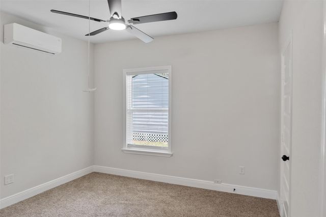 7928 Elvera Street, Houston, TX 77012