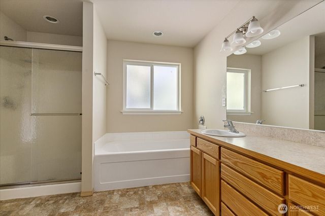 210 SE Melrose Drive, Oak Harbor, WA 98277