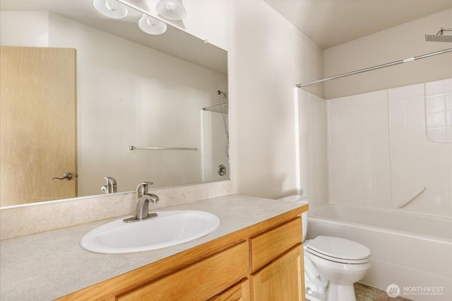 210 SE Melrose Drive, Oak Harbor, WA 98277