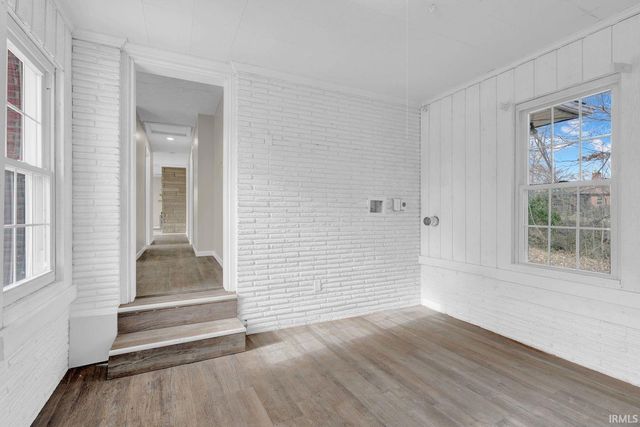 2618 Lake Drive, Evansville, IN 47711