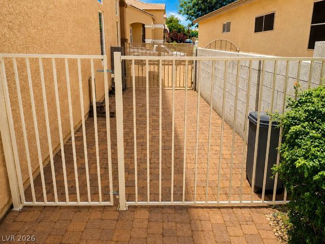7866 Dancing Leaf Street, Las Vegas, NV 89131