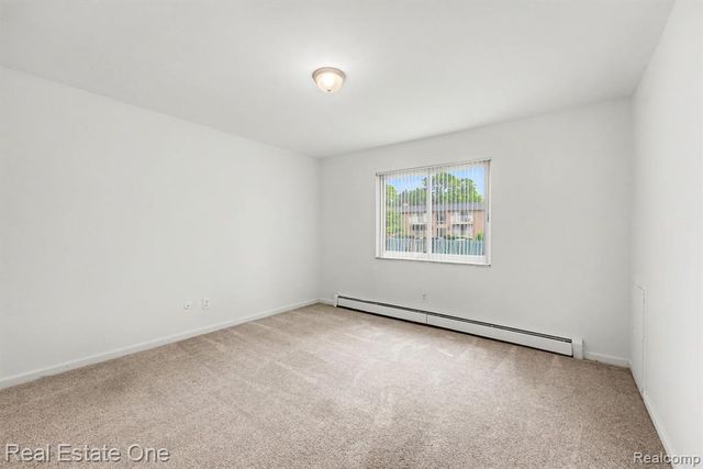 1968 Axtell Drive 3, Troy, MI 48084