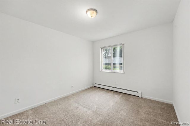 1968 Axtell Drive 3, Troy, MI 48084