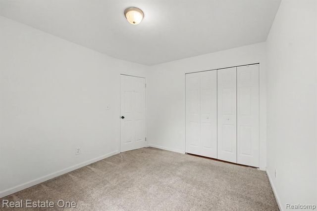 1968 Axtell Drive 3, Troy, MI 48084