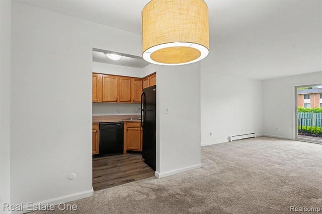 1968 Axtell Drive 3, Troy, MI 48084
