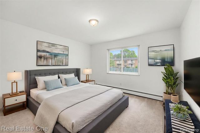 1968 Axtell Drive 3, Troy, MI 48084