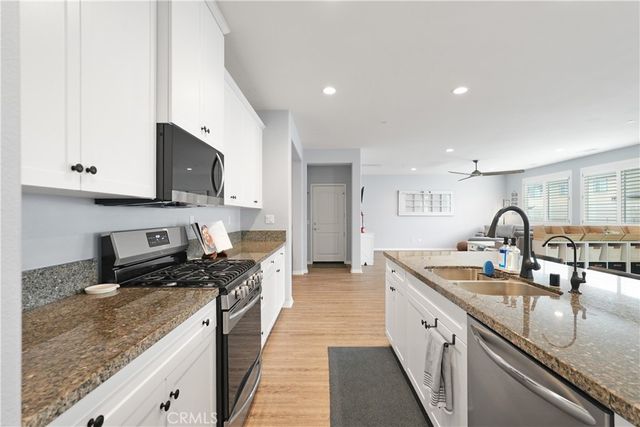 34381 Yellow Sage Court, Murrieta, CA 92563