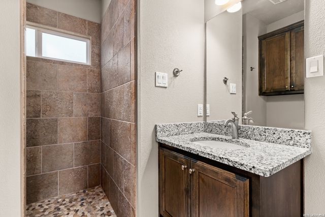1373 Hanz, New Braunfels, TX 78130