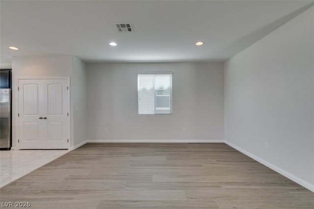 6130 Villa Lante Avenue, Las Vegas, NV 89113