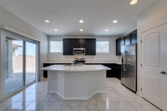 6130 Villa Lante Avenue, Las Vegas, NV 89113