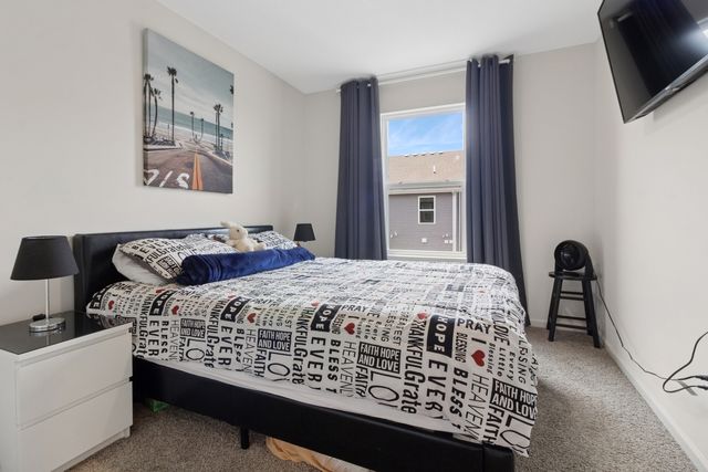 862 Briar Glen Court, Hampshire, IL 60140