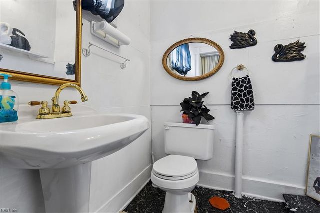 1112 27th ST, Newport News, VA 23607