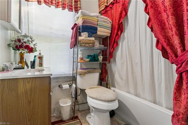 1112 27th ST, Newport News, VA 23607