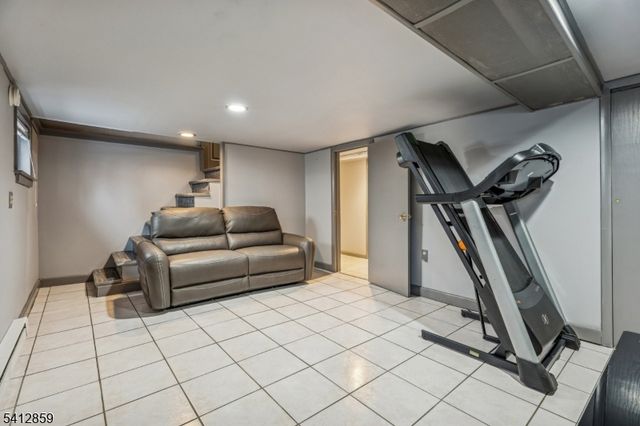 32 Fairview Pl, Belleville Twp., NJ 07109