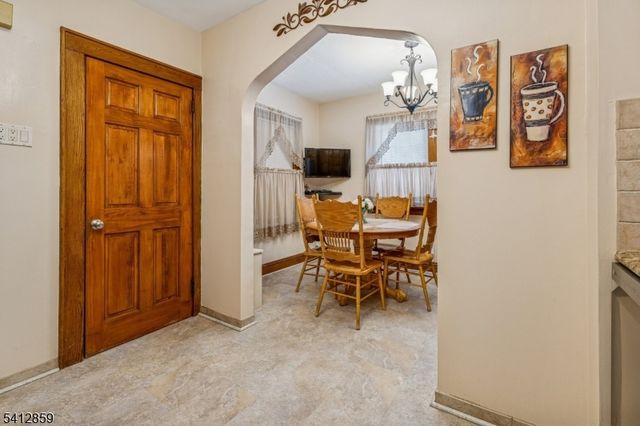 32 Fairview Pl, Belleville Twp., NJ 07109