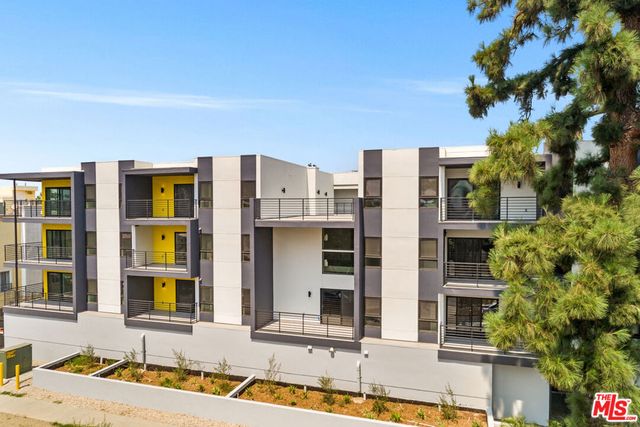 6363 Tyrone Avenue, Van Nuys, CA 91401