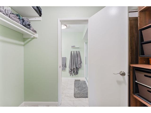 17660 Nw SHOREWOOD Dr, Beaverton, OR 97006