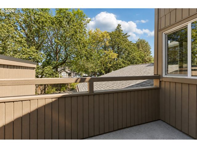 17660 Nw SHOREWOOD Dr, Beaverton, OR 97006