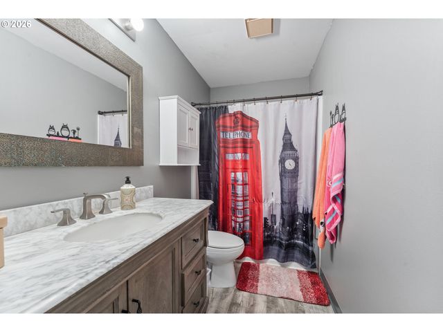 17660 Nw SHOREWOOD Dr, Beaverton, OR 97006