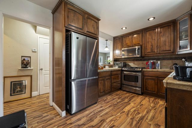 1500 Lake St, Lodi, CA 95242