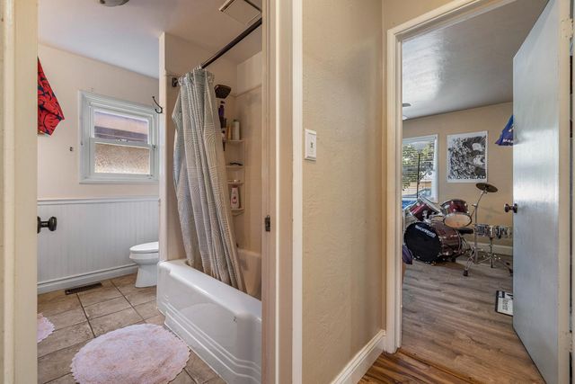 1500 Lake St, Lodi, CA 95242
