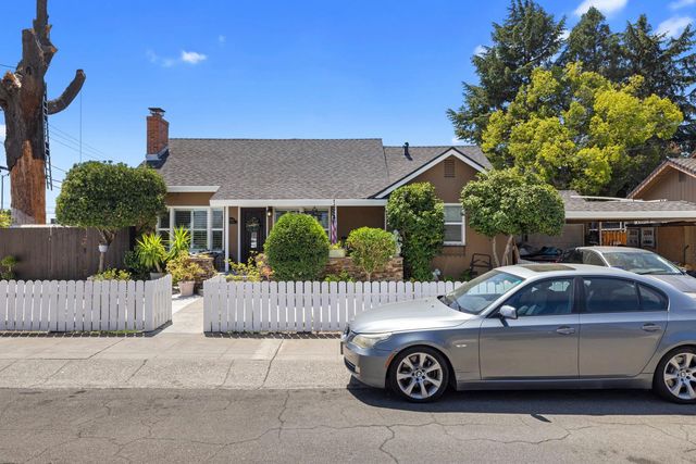1500 Lake St, Lodi, CA 95242