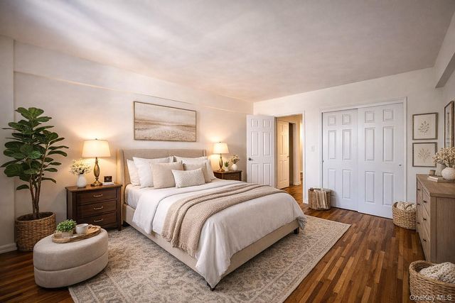 100-25 Queens Boulevard 5G, Forest Hills, NY 11375