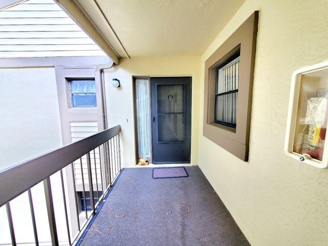 20 WOODLAKE PLACE 20, Oldsmar, FL 34677