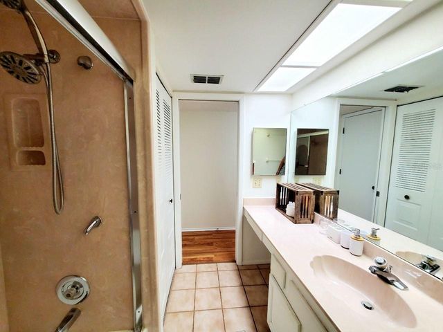 20 WOODLAKE PLACE 20, Oldsmar, FL 34677