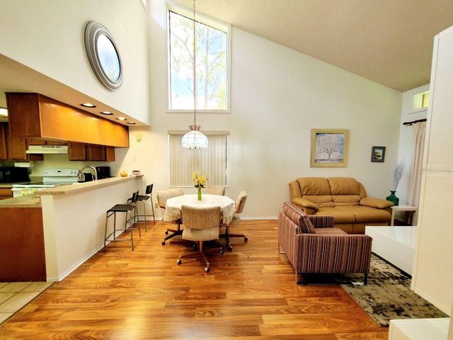 20 WOODLAKE PLACE 20, Oldsmar, FL 34677