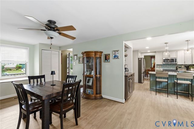 220 Huntington Rd, Colonial Heights, VA 23834