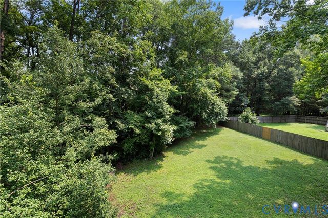 220 Huntington Rd, Colonial Heights, VA 23834