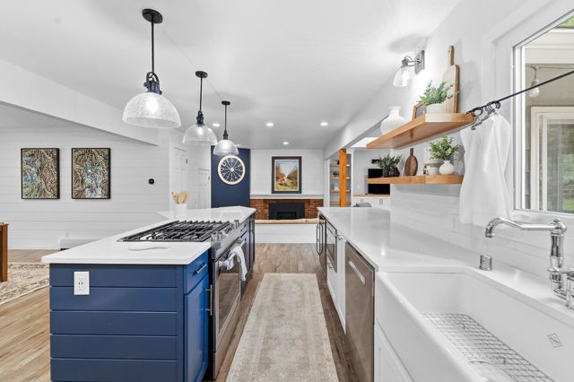 2411 E 35th Ave, Spokane, WA 99223