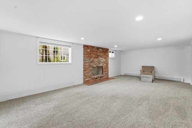 2411 E 35th Ave, Spokane, WA 99223