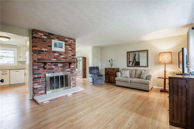 1783 Erie Station Road, Henrietta, NY 14467