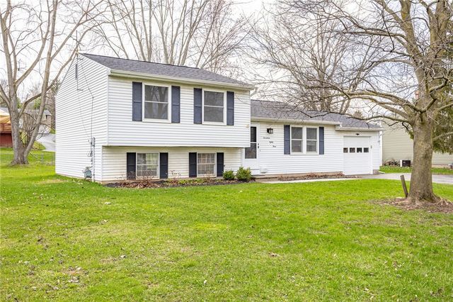 1783 Erie Station Road, Henrietta, NY 14467