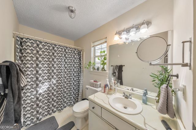 4135 Lake Mist Drive NW, Kennesaw, GA 30144