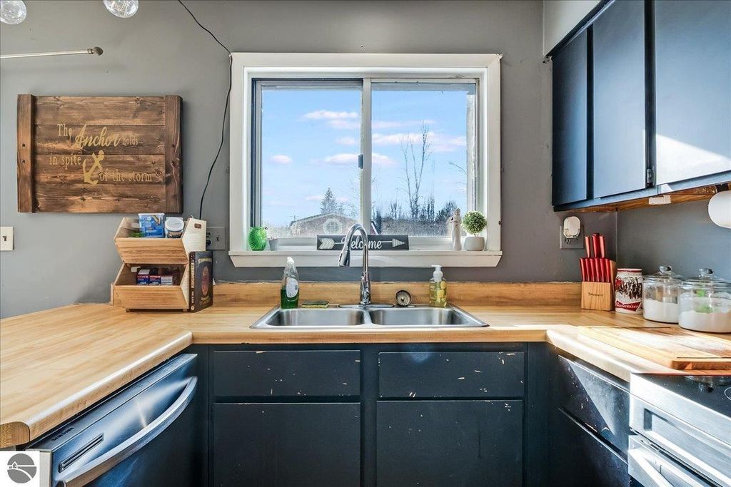 Image 19 of property listing at 316 E Main, Hale, MI 48739