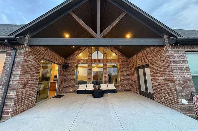 2045 E Rock Creek Road, Tuttle, OK 73089