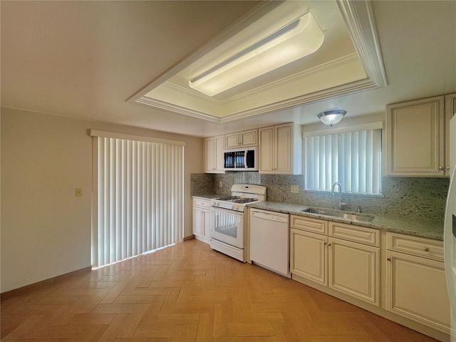 11805 SCARECROW LANE, Orlando, FL 32821