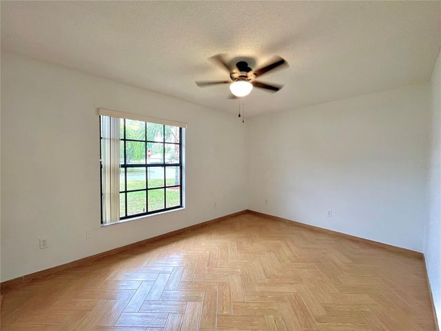 11805 SCARECROW LANE, Orlando, FL 32821