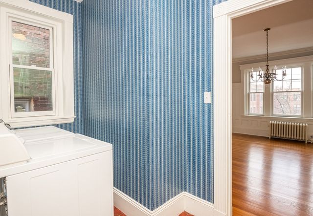 21 Green St 3, Brookline, MA 02446