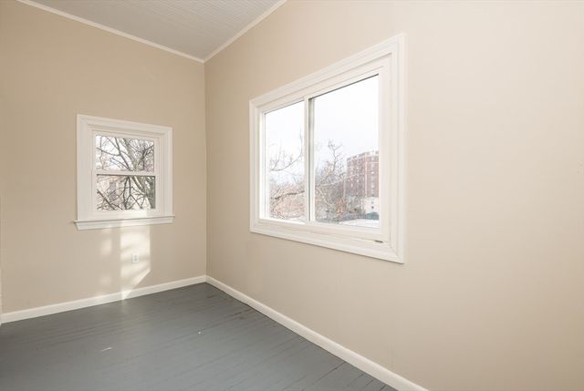 21 Green St 3, Brookline, MA 02446