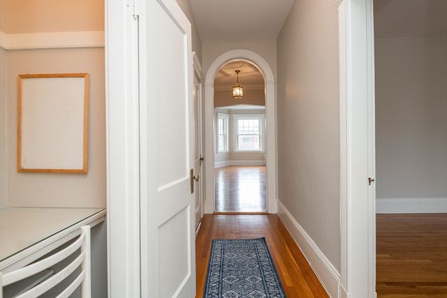 21 Green St 3, Brookline, MA 02446