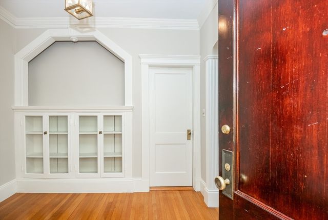 21 Green St 3, Brookline, MA 02446