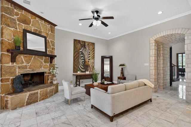 10 Almondell Court, Magnolia, TX 77354