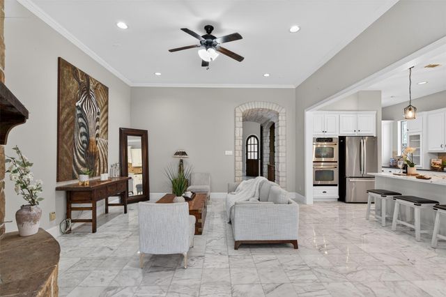 10 Almondell Court, Magnolia, TX 77354