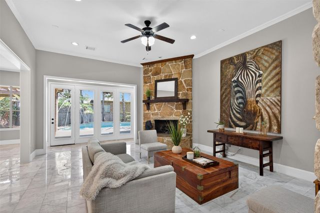 10 Almondell Court, Magnolia, TX 77354